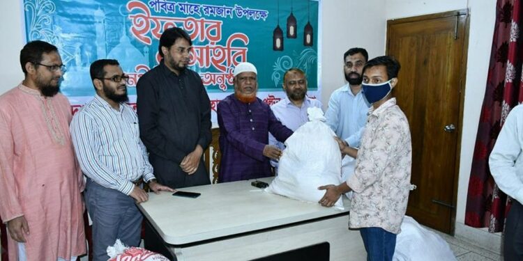 সরকারের অব্যবস্থাপনায় বাংলাদেশ অর্থনৈতিকভাবে দেউলিয়া হতে চলেছে