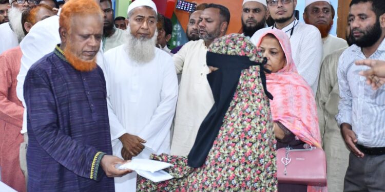 বৈষম্য বিরোধী ছাত্র আন্দোলনে পল্টন ও মতিঝিল অঞ্চলের শহীদ পরিবারে জামায়াতের আর্থিক অনুদান প্রদান