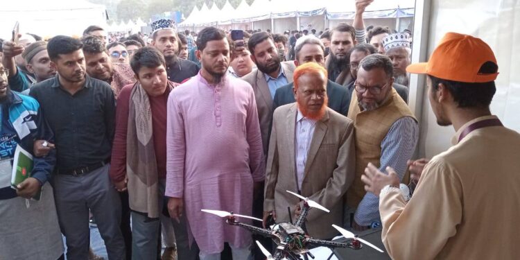 রাজধানীতে ইসলামী ছাত্রশিবিরের সায়েন্স ফেস্ট পরিদর্শনে মোঃ নূরুল ইসলাম বুলবুল