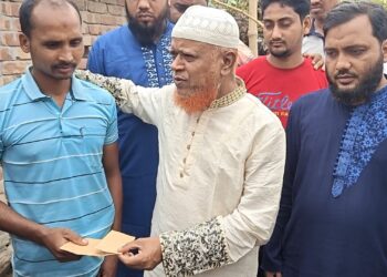 অগ্নিকাণ্ডে ক্ষতিগ্রস্ত পরিবারের পাশে জামায়াতে ইসলামী