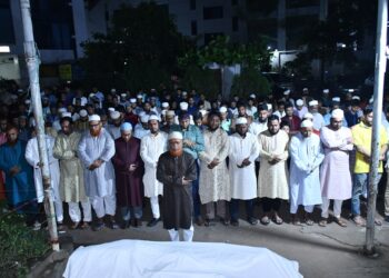 মরহুম জাকিউল হক জাকী ভাইয়ের প্রথম সালাতুল জানাজা অনুষ্ঠিত