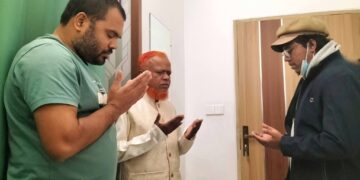 শহীদ হাদীর অসুস্থ মাকে দেখতে হাসপাতালে মহানগরী আমীর মো. নূরুল ইসলাম বুলবুল